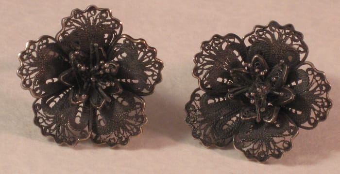 10 Minutes versus 20 Minutes: Before: Two equally tarnished earrings before being submitted to different water bath times.