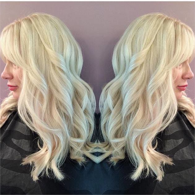 From a natural level 7 to a level 10 using Wella KP Hi-lift 12/89 and 40-volume developer. Allow to process for one hour. NO HEAT.