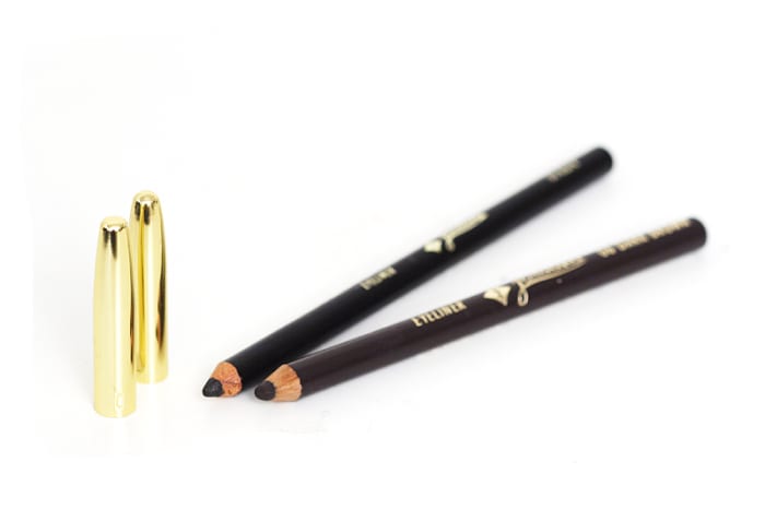 Kohl Pencils: the most ancient eyeliner, but not always the best. Photo author: ookikioo. Licence: CC-BY-SA 2.0