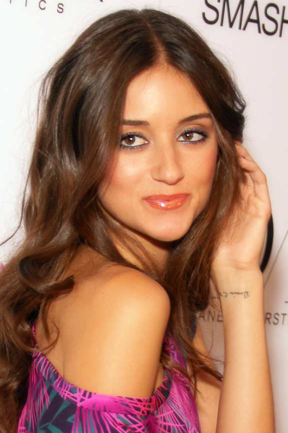 Pictures of chestnut brown hair color. Center-part 70's Style Waves.