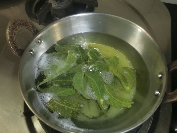 All these ingredients need to be poured in a pan and boiled for 5-7 minutes for the essence of the leaves to come out fully.