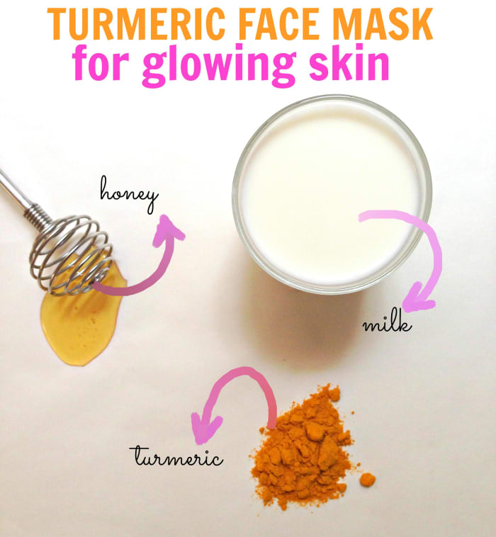 이 심황,우유 및 꿀 페이스 마스크는 건성 피부에 탁월합니다.