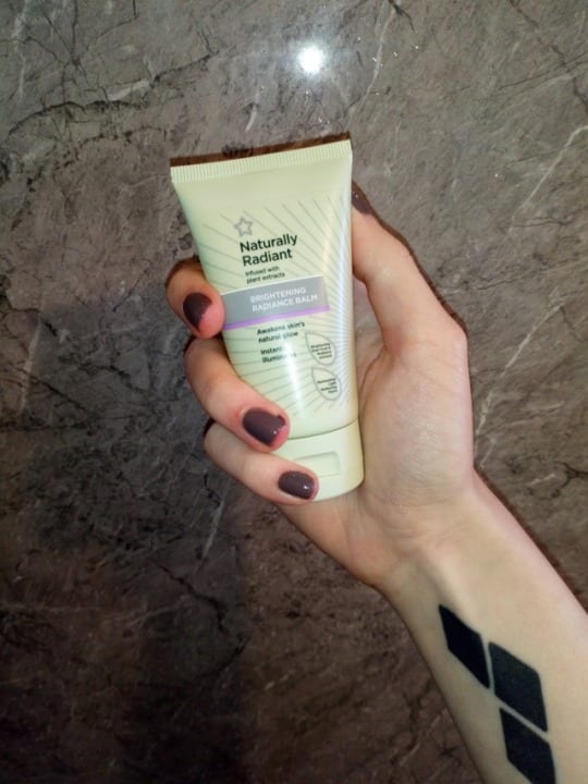 Like the cleanser, the Brightening Balm is created from plant extracts, kiwi fruit and mulberry