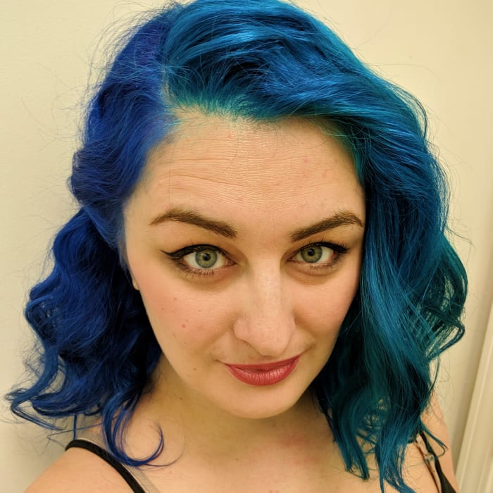 Here is the final product. On the left side is the Poseidon mixed with Transylvania. On the right side is the Aquamarine.