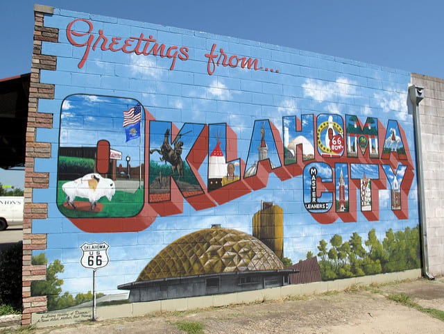 Learn about the job scene in Oklahoma, including major employers, fast-growing industries, and high-demand occupations.
