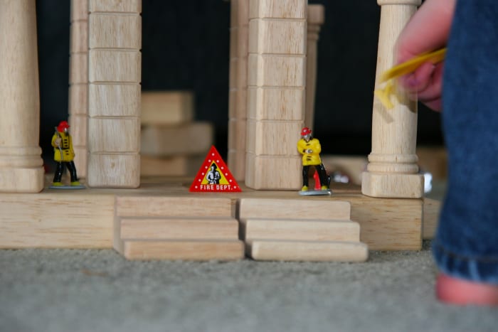 Children will generally participate in pretend play at approximately three to four years of age. A lack of creative or pretend play may caused by delayed language skills.