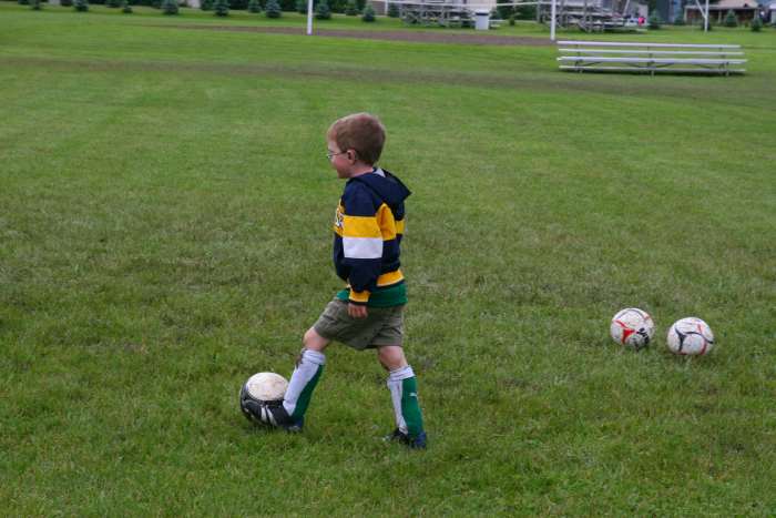 Balls help children learn to balance and develop coordination, in addition to crossing the mid-line (a vital skill for future reading success)!