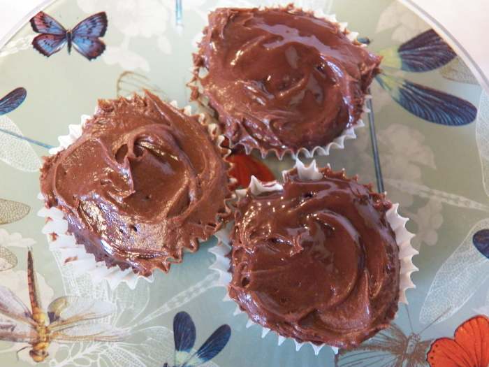 Pillsbury Sugar Free Brownie Bites made without oil. 50 calories each.