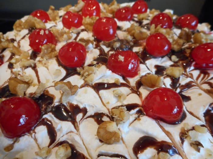 After the first bite of this mouth-watering ultimate banana-split dessert, you'll want to keep it all for yourself!