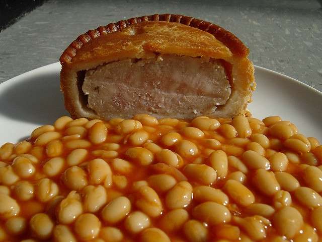 Baked beans are tasty with pork pies, but healthier with Fish Sticks (Fish Fingers)