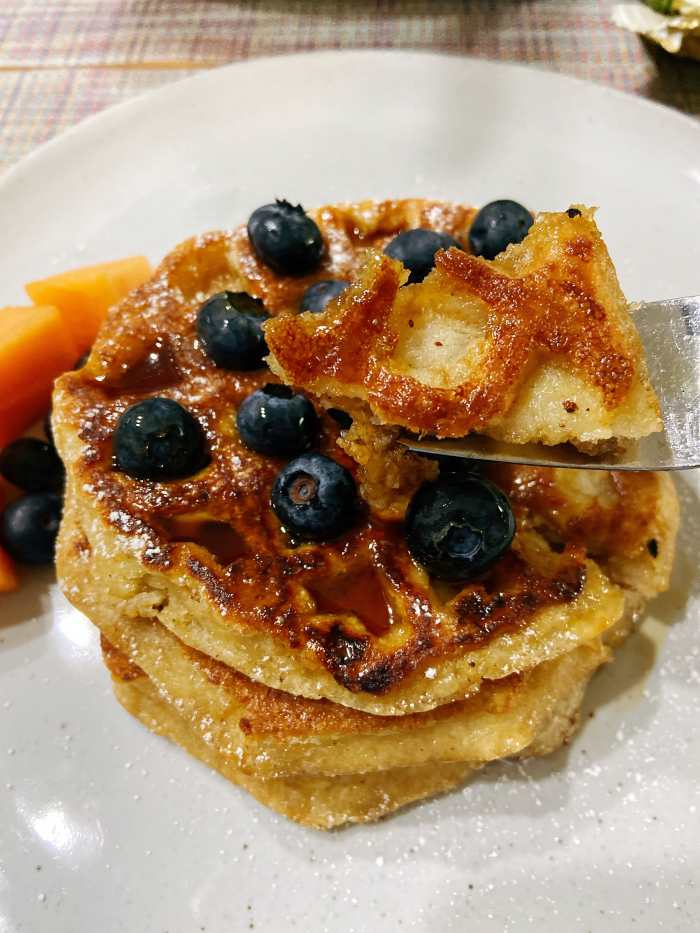 How to Make Easy Waffle French Toast Delishably Food and Drink