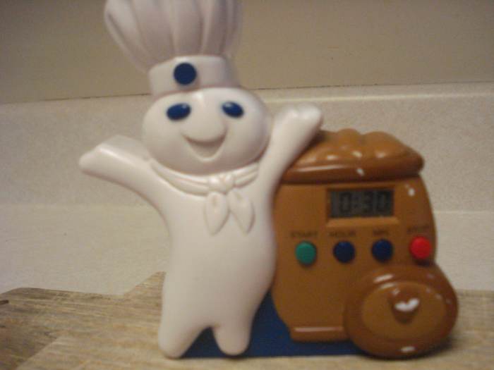 Mignon minuteur de doughboy réglé sur 30 minutes