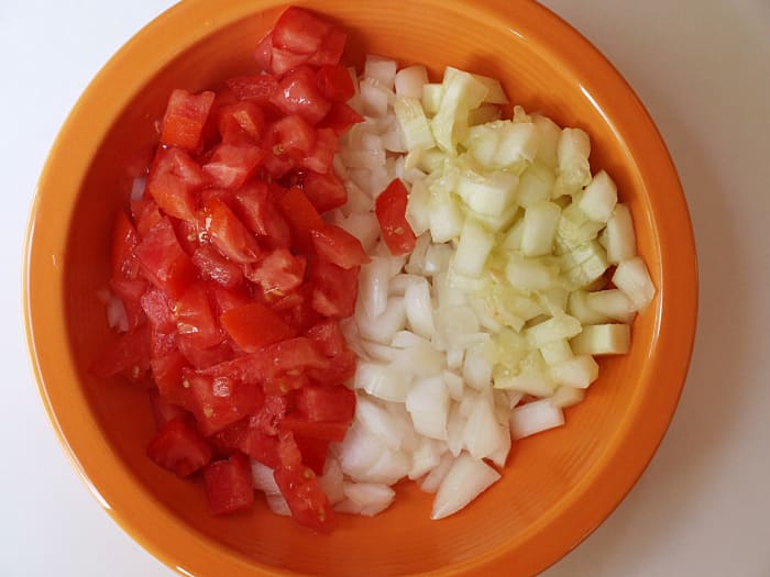 Recipe For Indian Onion Saladchutneydip For Poppadoms Delishably