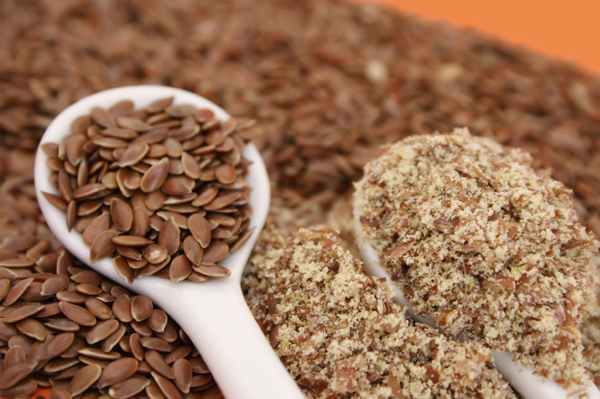 The vast majority of the fats in flax seeds are polyunsaturated fats, which are good fats essential for good health. Photo: eliane@istockphoto