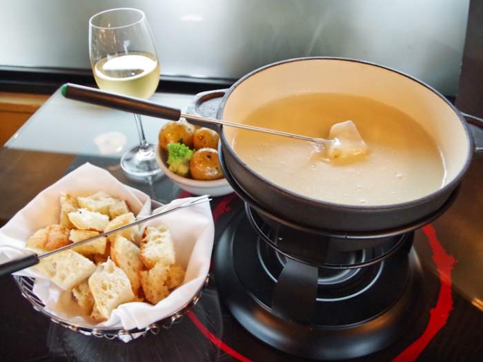 Learn How to Make Fondue With 4 Easy Recipes Delishably Food and Drink