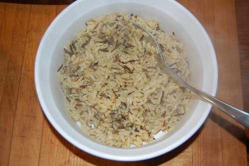Cooked long-grain and wild rice mix