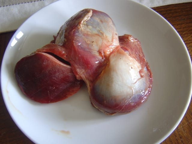 These are goose gizzards but they are more or less the same as chicken gizzards, only bigger!