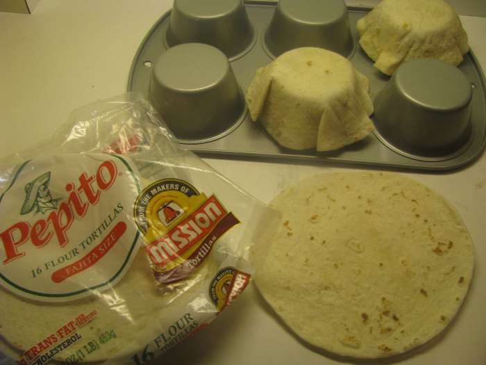 how-to-make-baked-taco-salad-shell-bowls