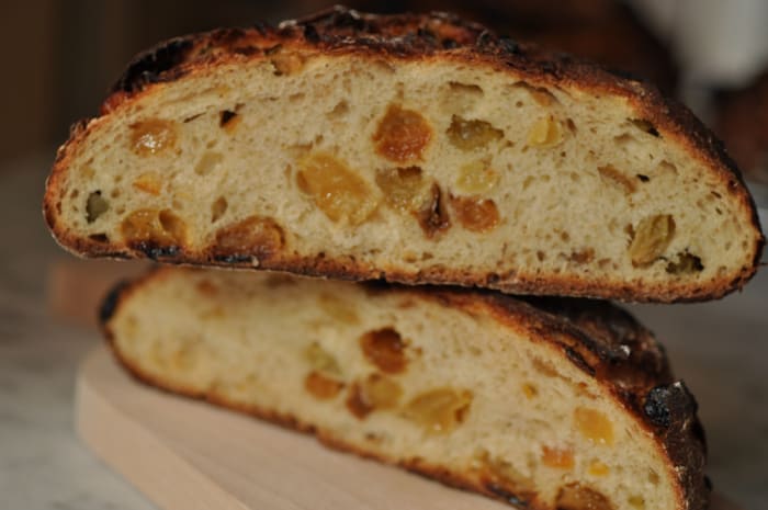My fruit loaf now has 45% semola, 45% baker's flour, 10% rye. I like the flavour better. Image: © Siu Ling Hui