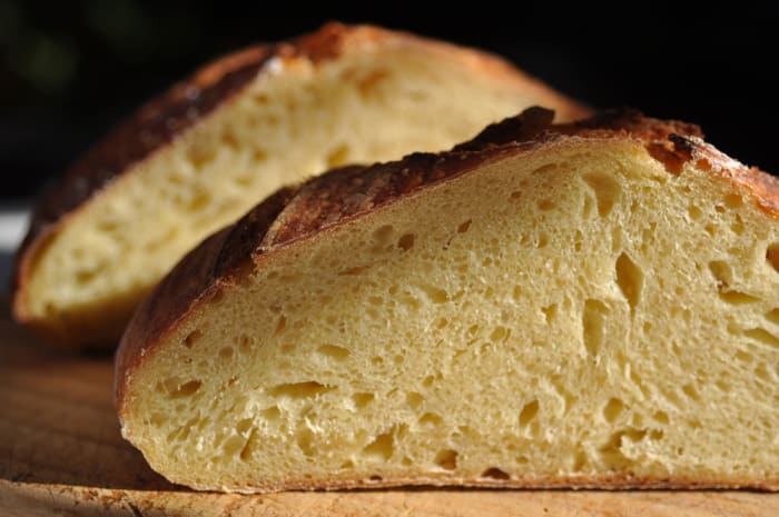 A more open crumb at 70% hydration (than 65%). Love the golden colour of semola. Image: © Siu Ling Hui