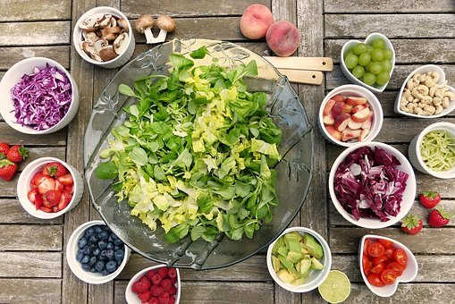 Crisp lettuce is always the center of any great salad but there are an infinite amount of combinations that you can add. A salad spinner will ensure that lettuce is the crisp foundation that it should be!