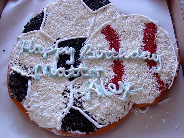 Review Donut Cakes From Allie's Donuts in North Kingstown, RI