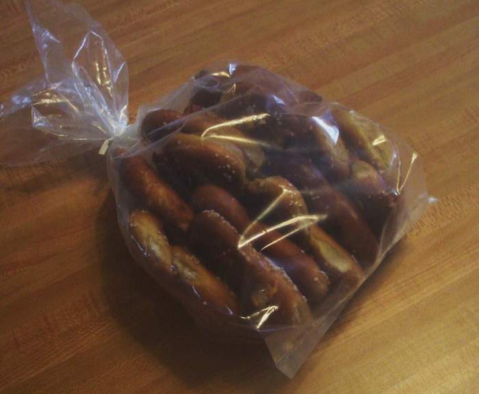 This one-pound bag of beer-style hard pretzels cost $4.25. (Actually, the bag is MINUS one pretzel. Of course I had to eat just one right away, didn't I?)