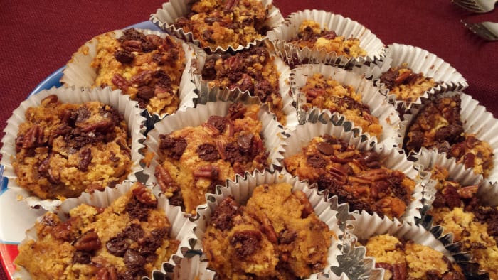 Place slices of the dessert in extra large paper muffin liners and arrange on a tray for a special presentation.
