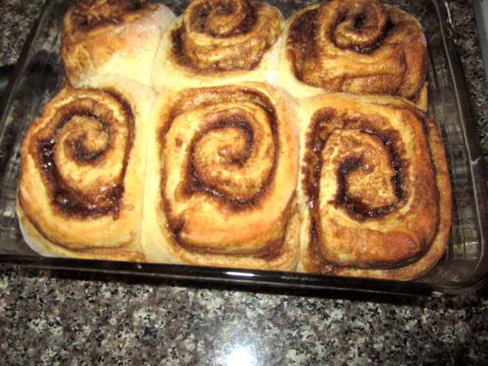 Disneyland's Cinnamon Rolls With StepbyStep Photo Guide Delishably