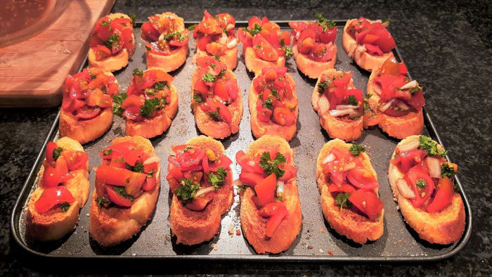 Tomaattibruschetta