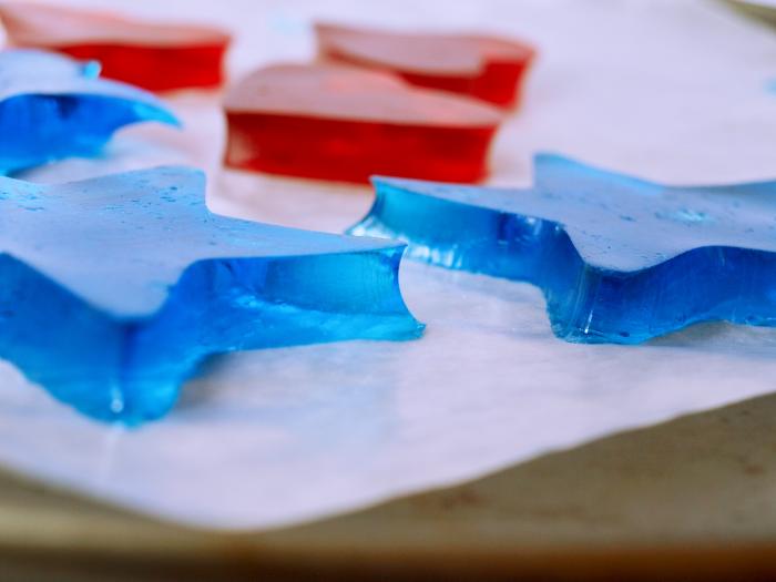 How to Make JellO Jigglers Delishably Food and Drink