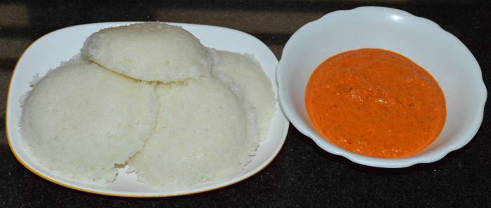 Serve 3 to 4 hot idlis with a spicy onion-coconut chutney or any other hot chutney, sauce, or sambar.
