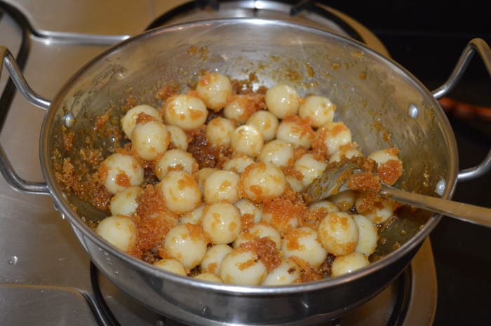 At this stage, you can add a teaspoon of ghee and mix well. This step is optional, but it will certainly enhance the taste.