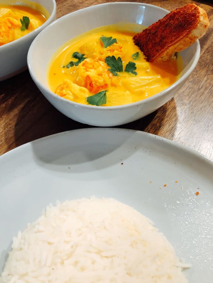 Serve immediately for lunch or dinner. It's perfect with steamed rice. I like to dip the garlic bread into the broth. It's delicious!