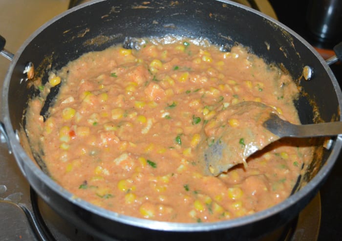 Yummy paneer baby corn masala is ready to serve! Transfer it to a serving dish and garnish with some chopped coriander leaves.