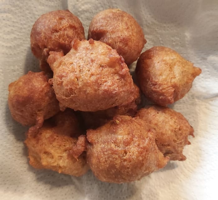 Drain them on kitchen towel. Repeat the process with the remaining batter. Serve hot with hot coffee or tea and enjoy.