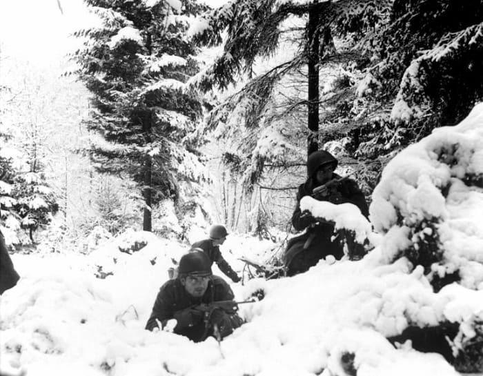  WW2: Ardennenoffensive. Amerikanische Soldaten.