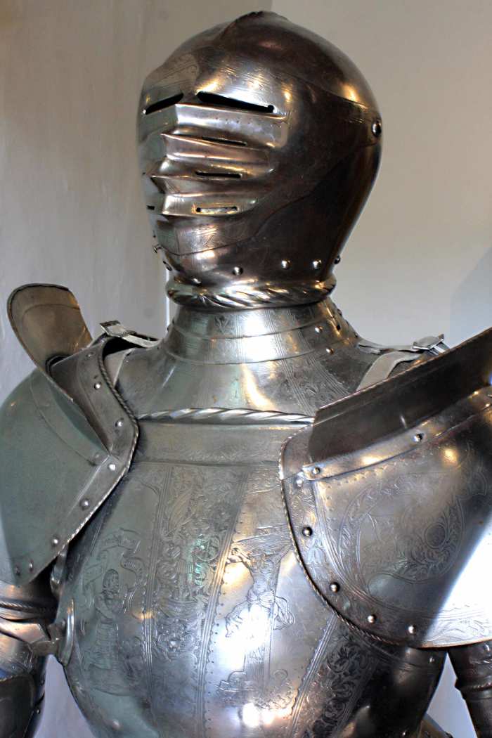Much of this suit of armour including the breast plate is German made, but it dates from the era of Henry VIII. Other parts are 19th century reproductions
