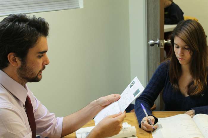Using rubrics help instructors give students lots of information about their essay so that they can get better help from a tutoring center or handbook