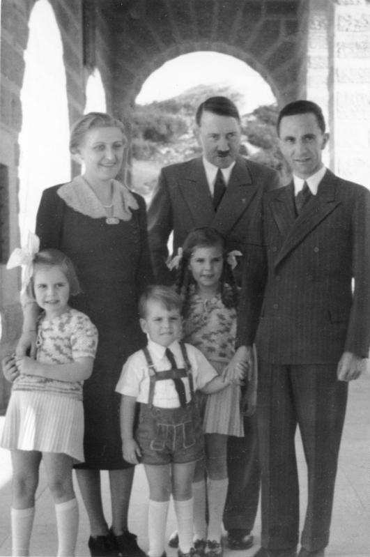 Post-reconciliation picture ordered by Hitler