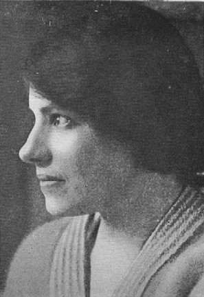 Profile photograph of Anna Anderson, who adopted the identity of Grand Duchess Anastasia of Russia in early 1922.