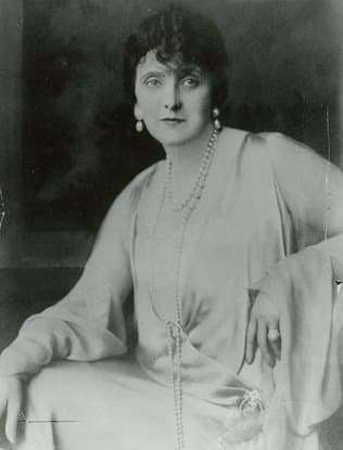 Emily Post held her head high following the scandal and divorce, always maintaining her position in society.