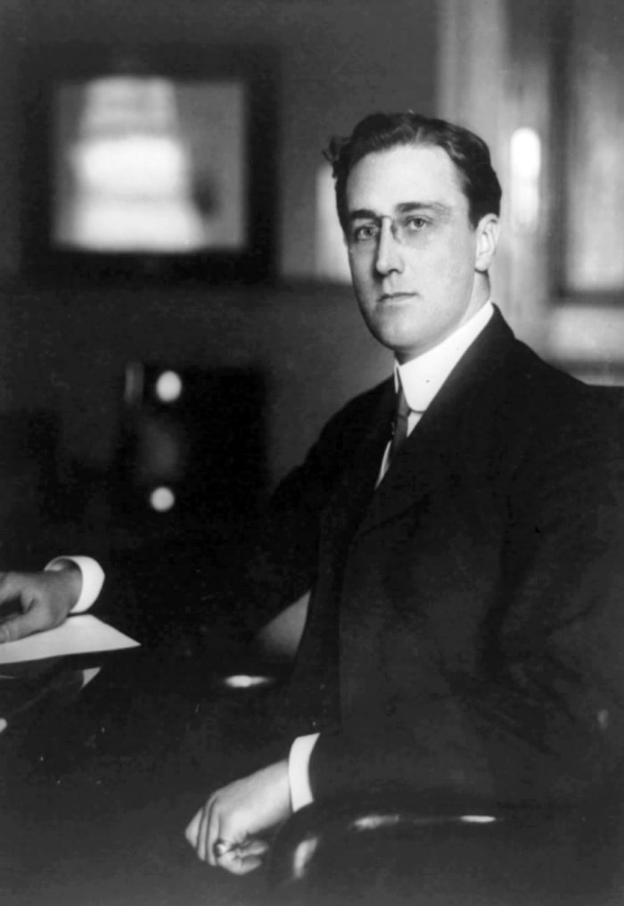 Franklin D Roosevelt: 32nd President: Longest Serving - Owlcation ...