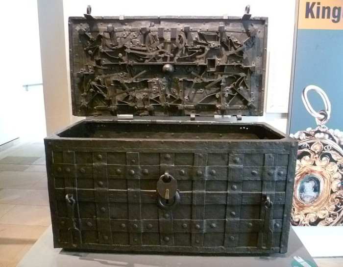 The elaborate chest that contained the documents of the Company of Scotland, the entity behind the Darien venture.