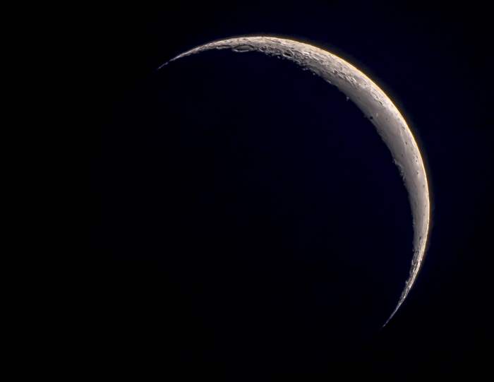Moon's Crescent always points towards the Sun