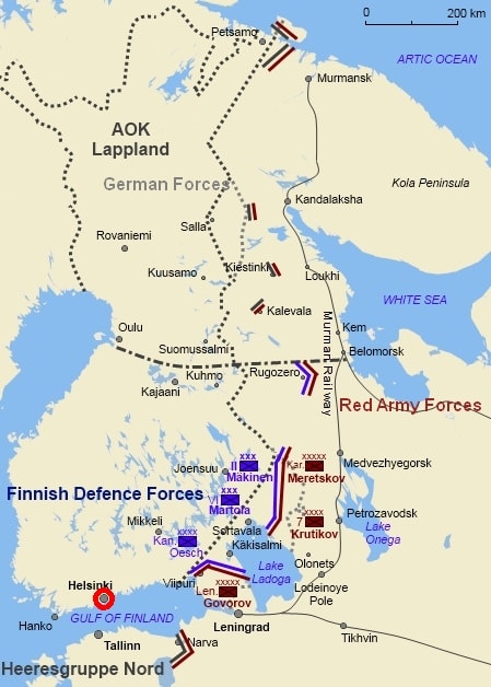 Situation in 1944. German troops in the north. Finnish troops in the south. Soviet Red Army in the east and southeast. Helsinki circled in red.