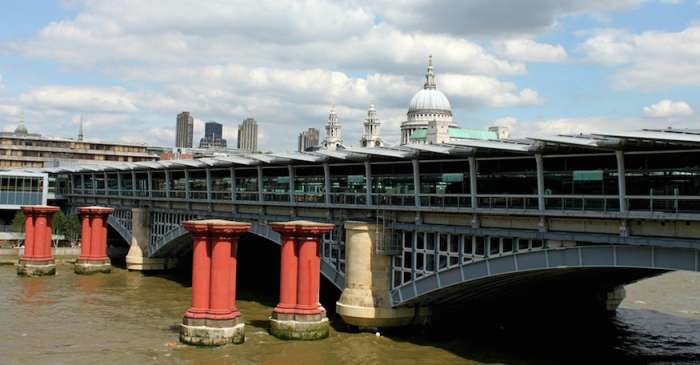 Bridges on the River Thames - Owlcation - Education