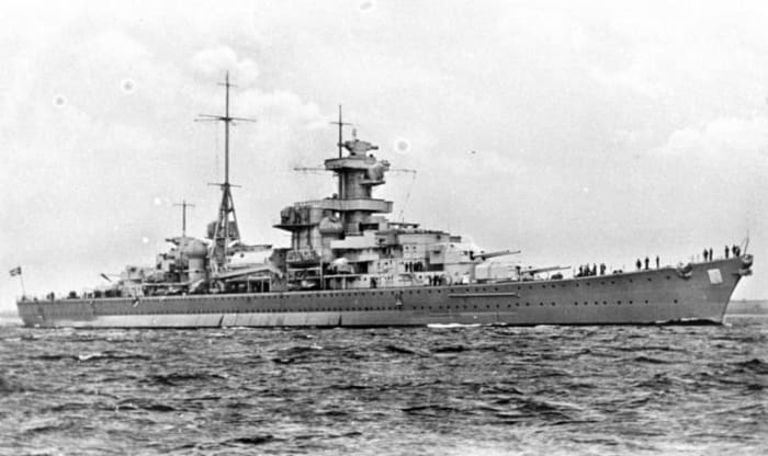 WW2: German heavy cruiser Blucher, view from starboard, 1939