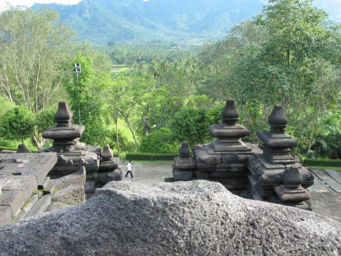 A beautiful photo showing Indonesian scenery at Borobudur