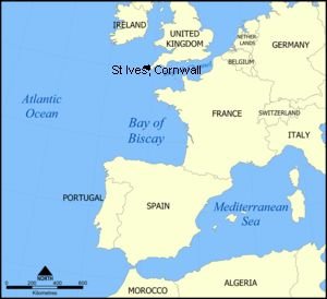 distance between Bay of Biscay, where oceanic whitetips are common, and the Cornish coastal waters